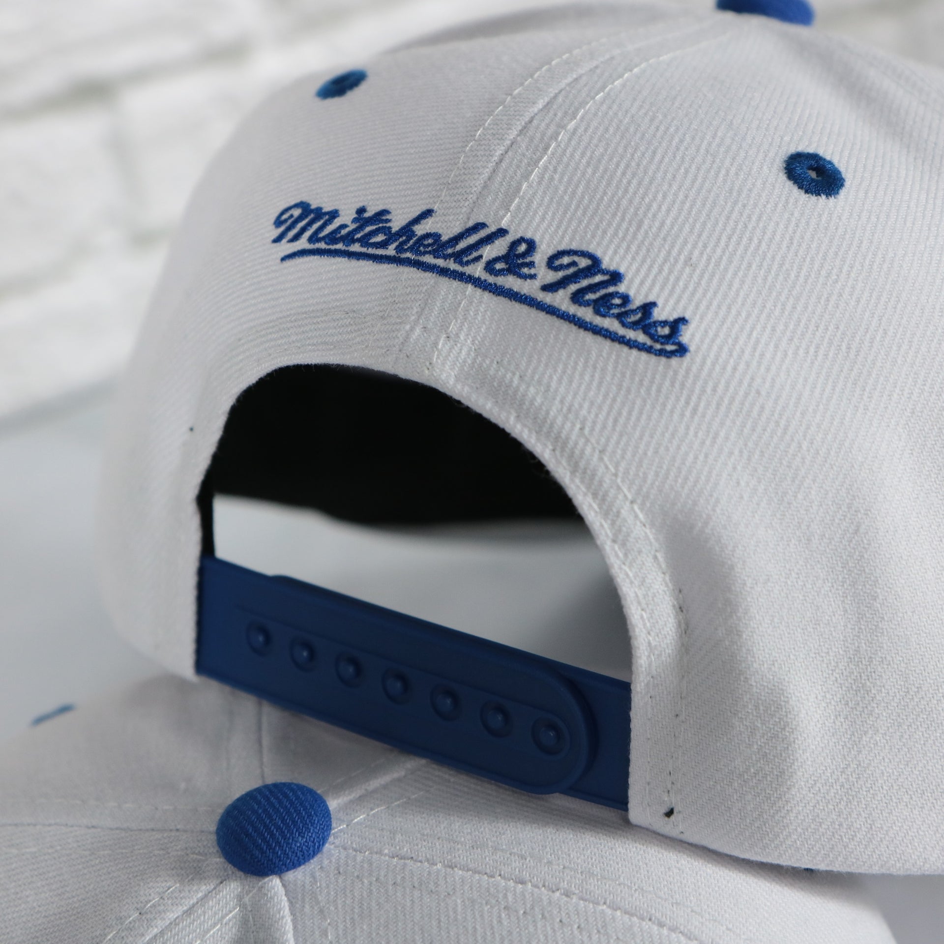 royal snap ont he Brooklyn Dodgers Cooperstown "Brooklyn" Jersey Script 1932 Dodgers logo side patch Evergreen Pro | White/Royal Snapback Hat
