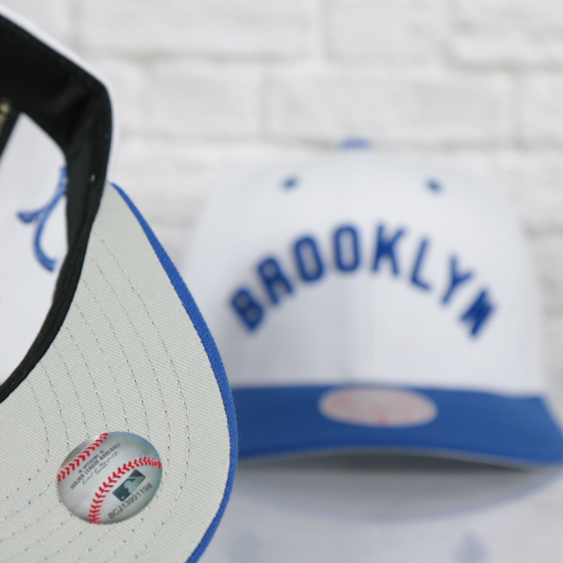 white bottom on the Brooklyn Dodgers Cooperstown "Brooklyn" Jersey Script 1932 Dodgers logo side patch Evergreen Pro | White/Royal Snapback Hat