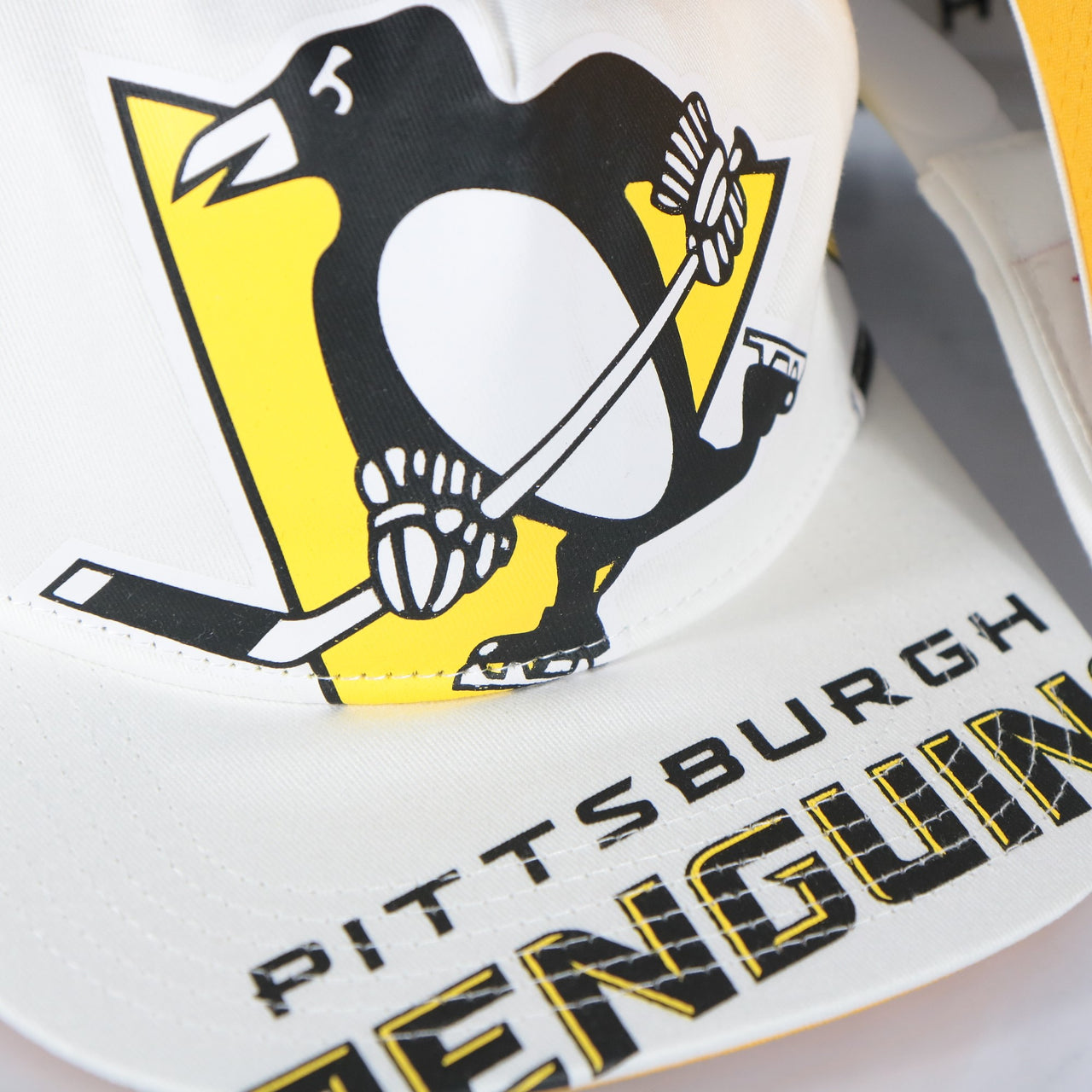 Pittsburgh Penguins NHL In Your Face Deadstock Yellow bottom | White Snapback Hat