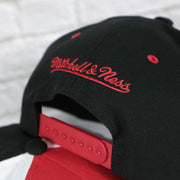 mitchell and ness logo on the Chicago Blackhawks NHL Billboard 2 Green bottom Tri-Tone | Red/White/Black Snapback Hat
