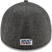 front back of Eagles breast cancer awareness flex fit hat | Philadelphia Eagles Crucial Catch  39thirty sideline flexfit cap