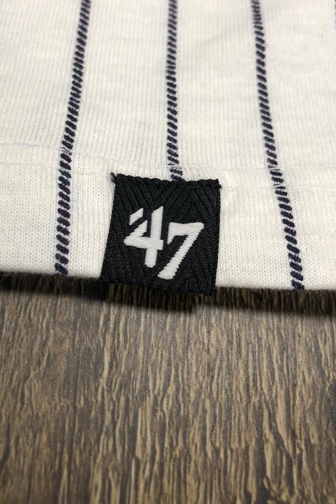 Yankees Vintage T-Shirt | New York Yankees Retro White Short Sleeve | Yankees Throwback White/Navy Pinstriped Shirt 47 logo shot