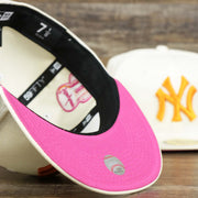 The undervisor on the Cooperstown New York Yankees Coffee Shop 1952 All Star Game Liberty Bell Side Patch 59Fifty Fitted Cap | Donut Pack Off White 59Fifty