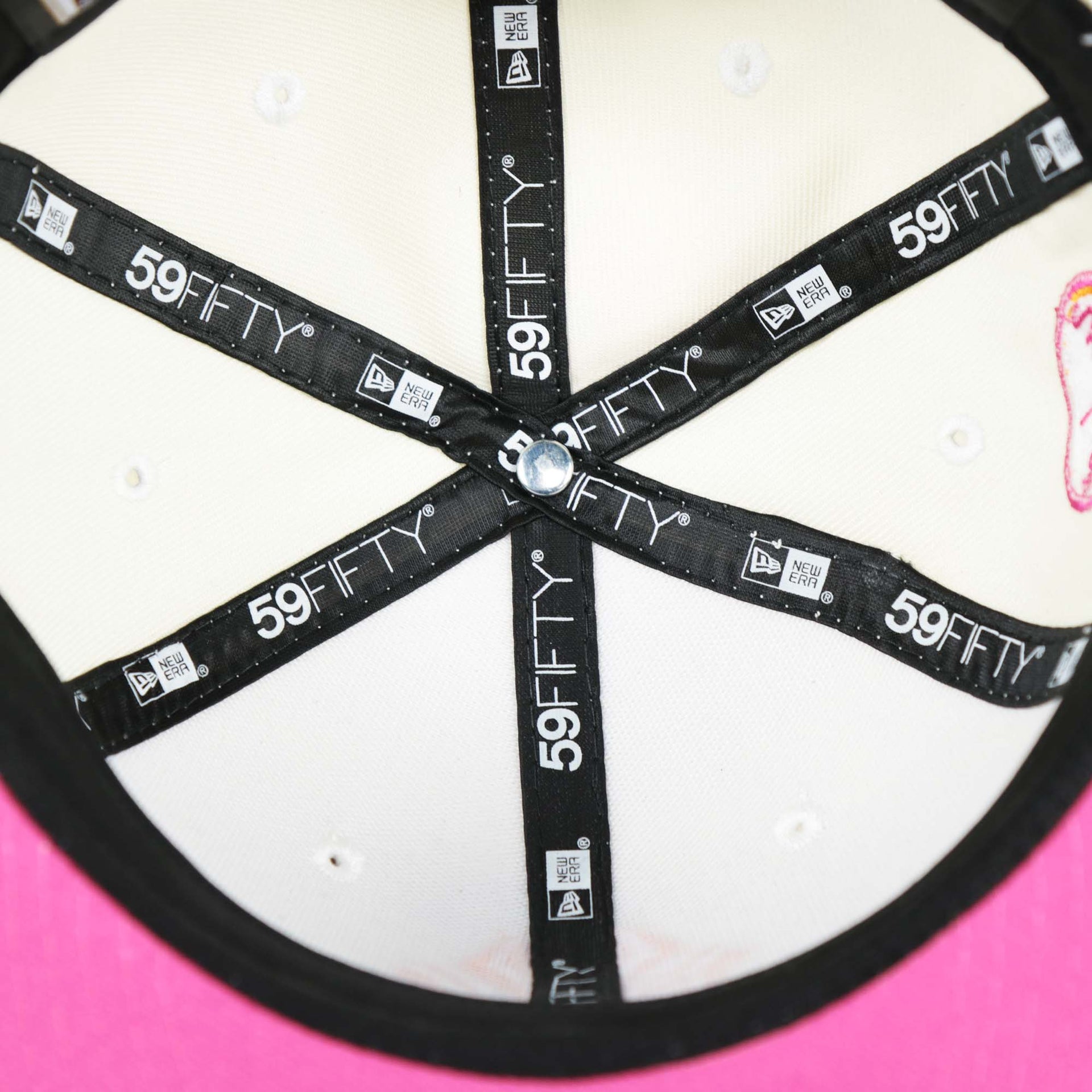 The Cooperstown Collection Tag and New Era Tag on the Cooperstown New York Yankees Coffee Shop 1952 All Star Game Liberty Bell Side Patch 59Fifty Fitted Cap | Donut Pack Off White 59Fifty