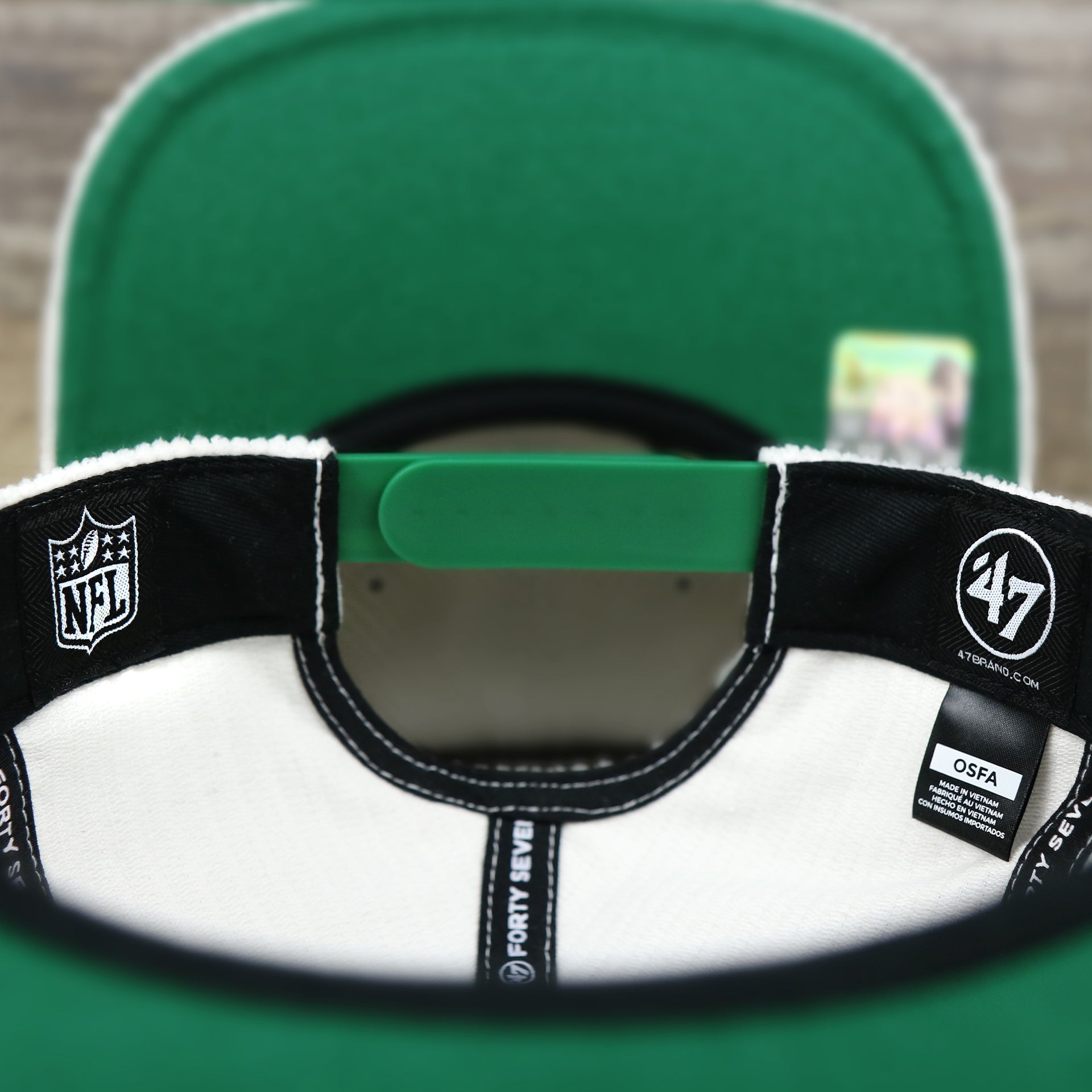 The Tags on the Throwback Philadelphia Eagles Corduroy Snapback Hat | White Corduroy Snap Cap