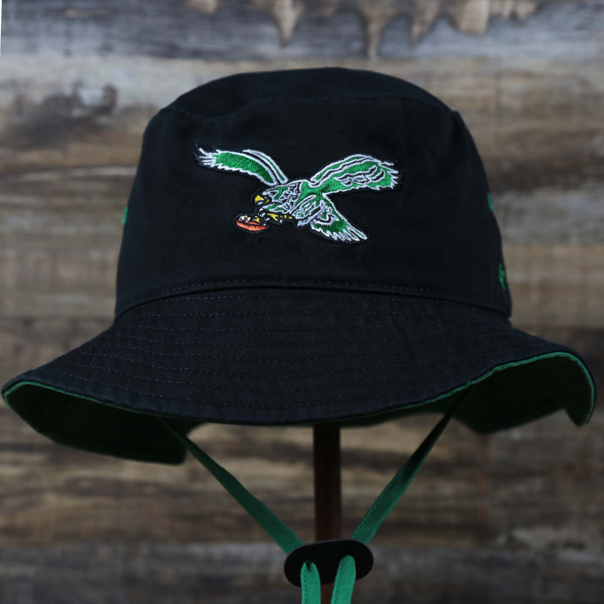 Philadelphia Eagles Bucket Hat New Era NFL Size M/L With Chin