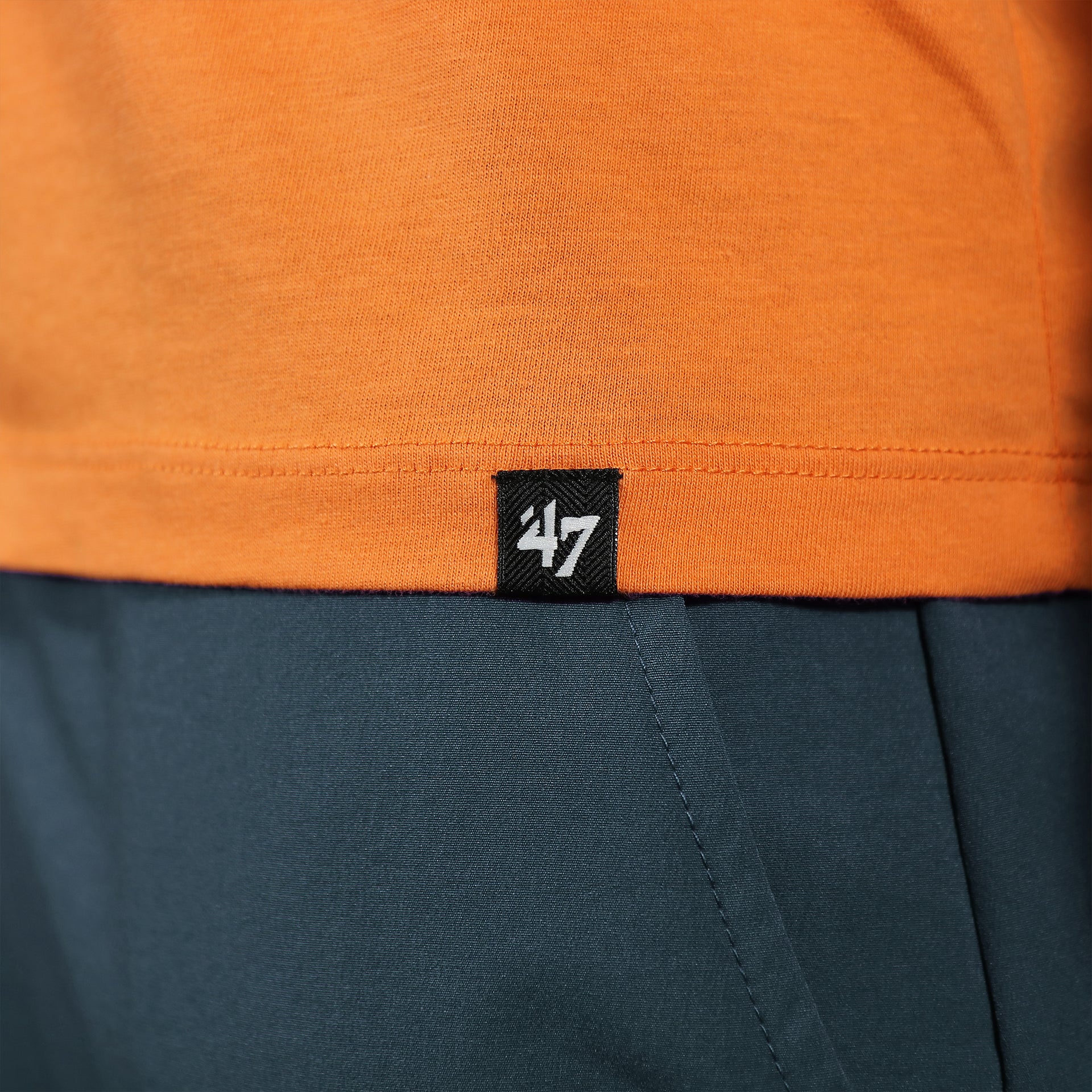 Close up of the 47 label on the Philadelphia Flyers Distressed Arch Wordmark Premium Franklin T-Shirt