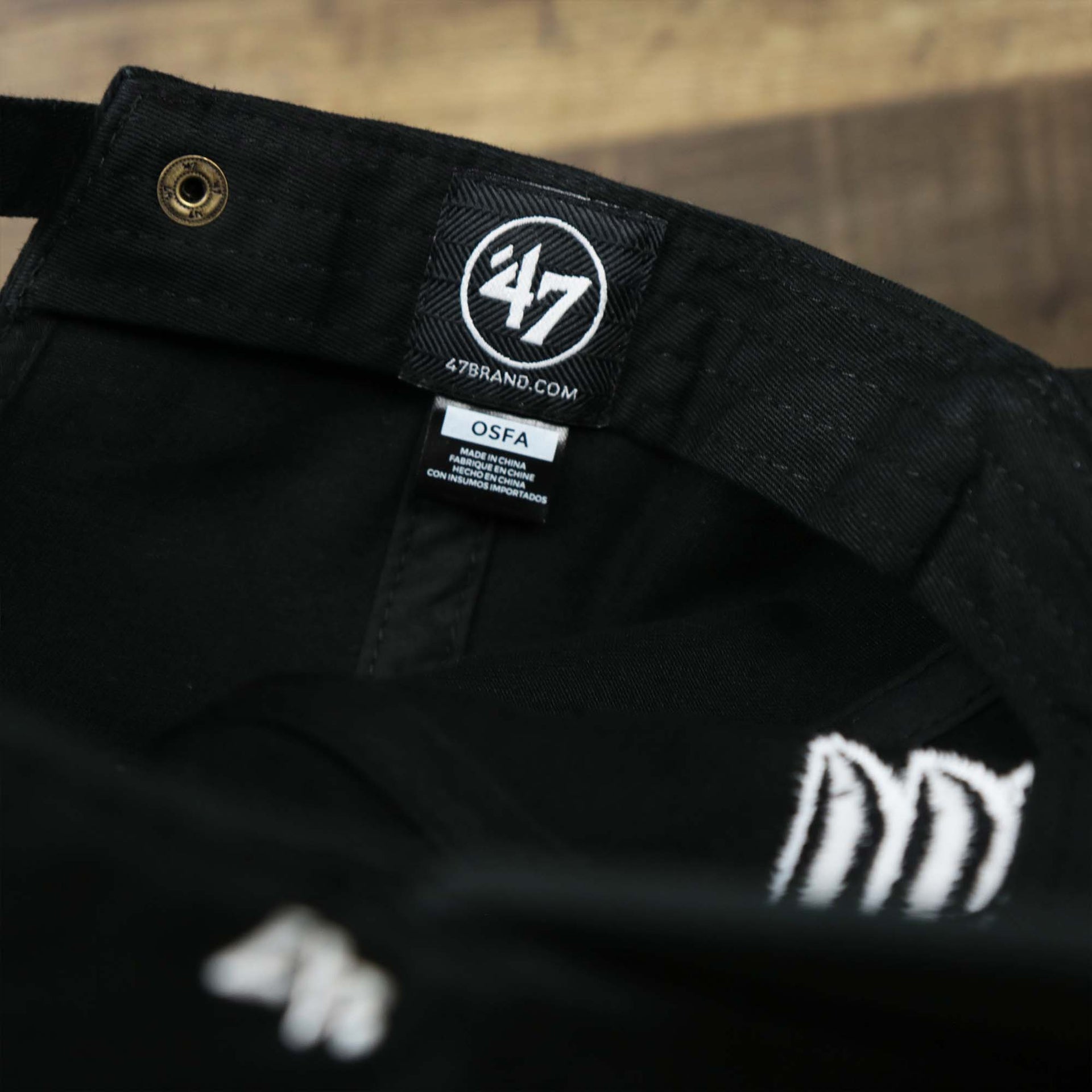 The 47 Brand Tag on the Philadelphia Flyers Black Dad Hat | 47 Brand OSFM