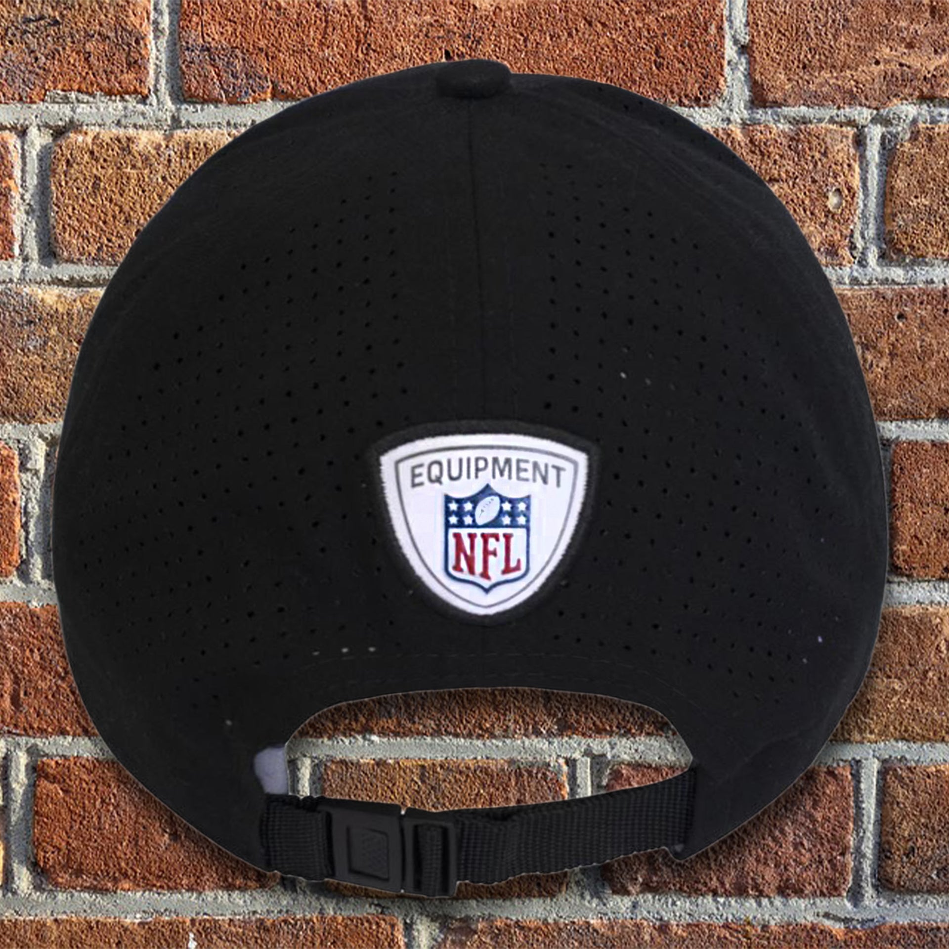 NFL label on the New Orleans Saints On Field Sideline Dad Hat
