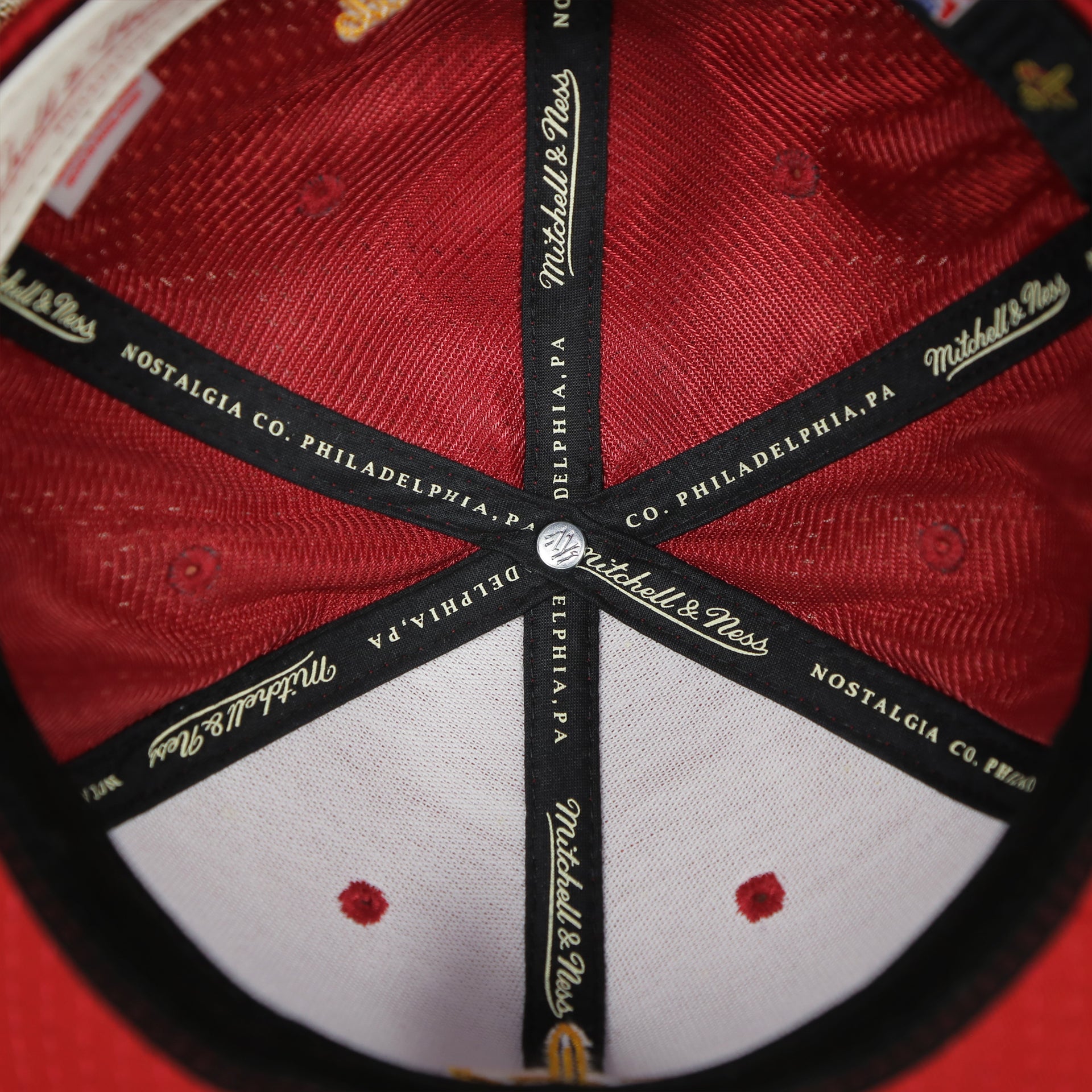 interior of the Cleveland Cavaliers Maroon Mesh Jersey Snapback Hat