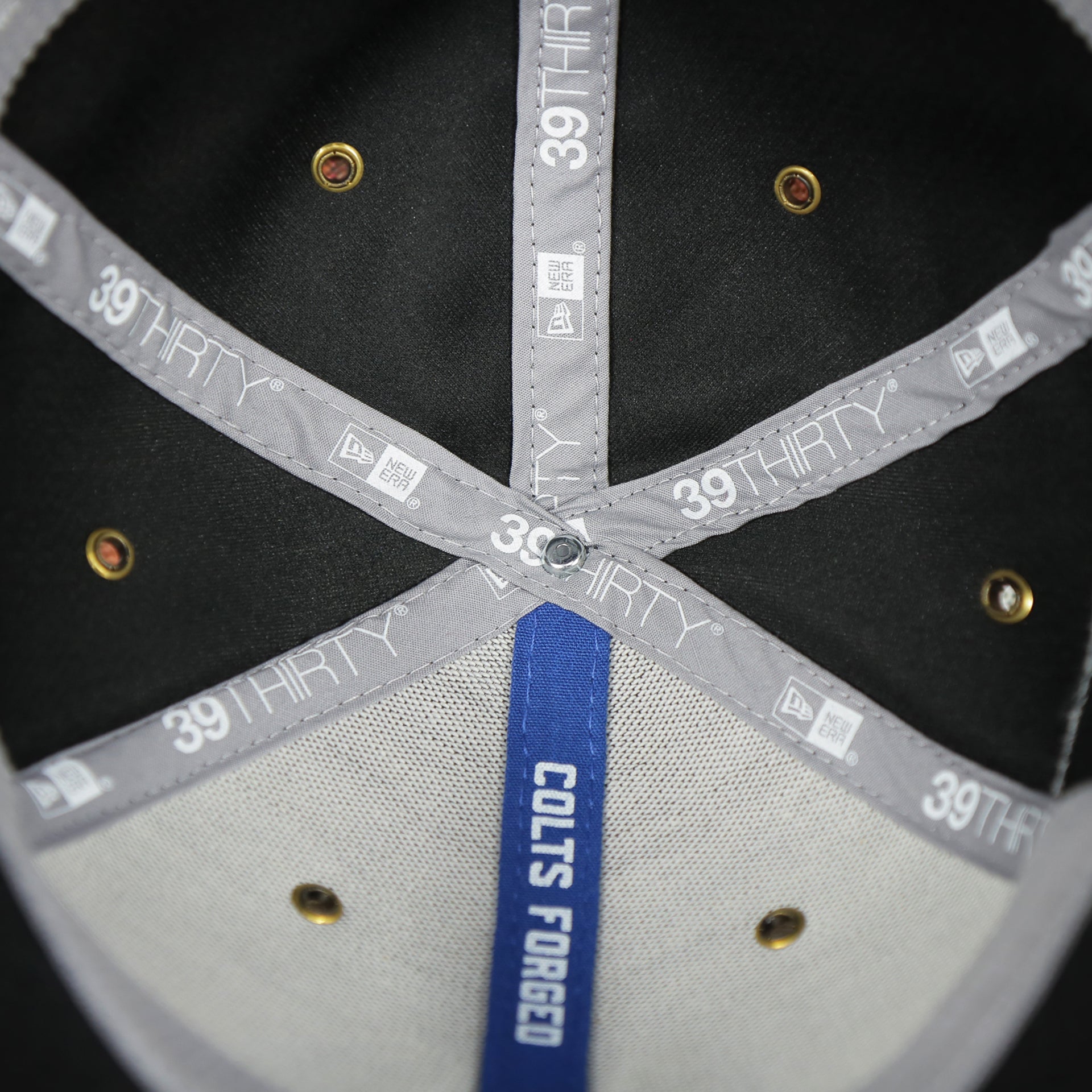 new era 39thirty taping on the Indianapolis Colts 2018 Sideline On Field 39THIRTY Black HOME Stretch Fit Cap