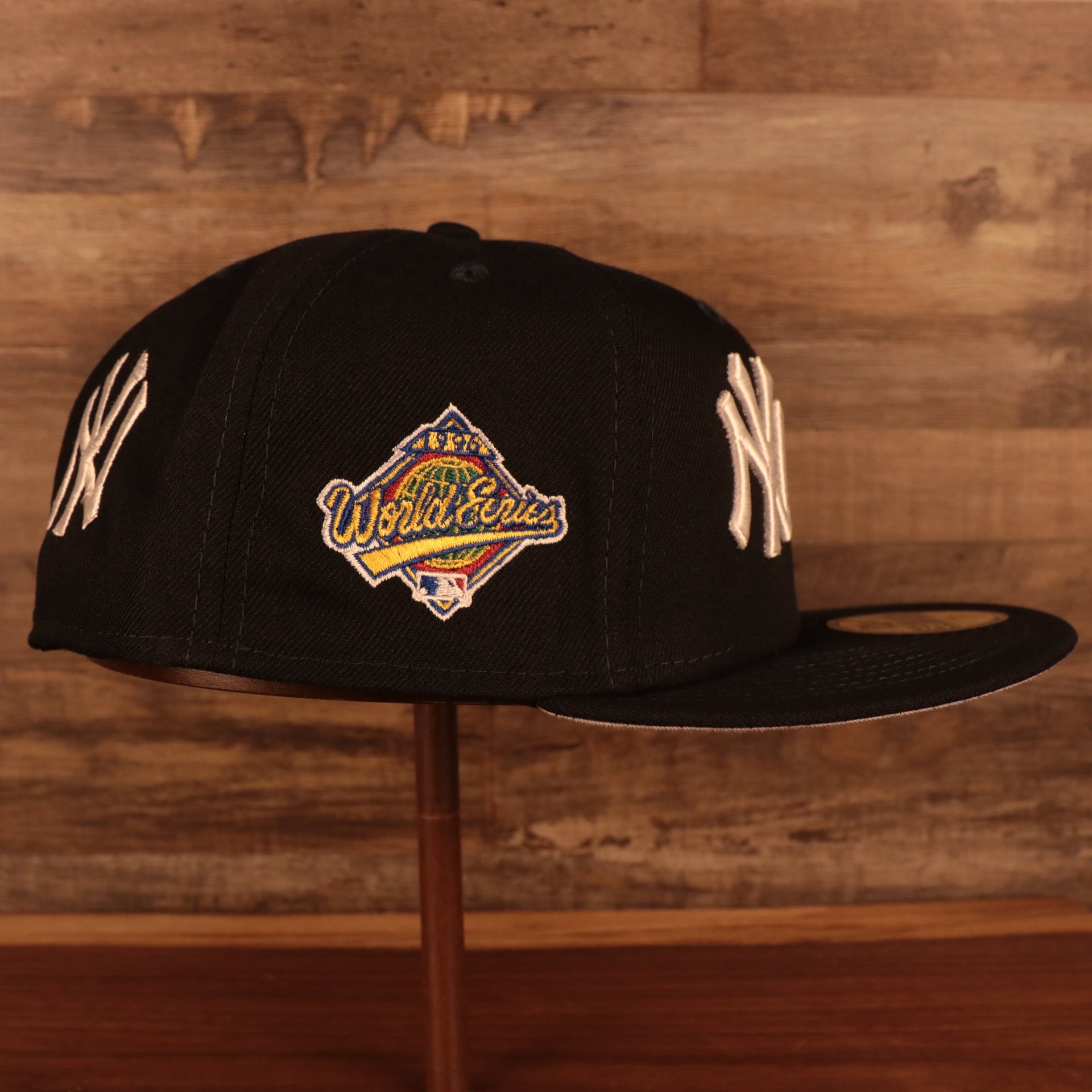 Wearer's right of the New York Yankees "Patch Pride" All Over Gray Bottom Side Patch 59Fifty Fitted Cap