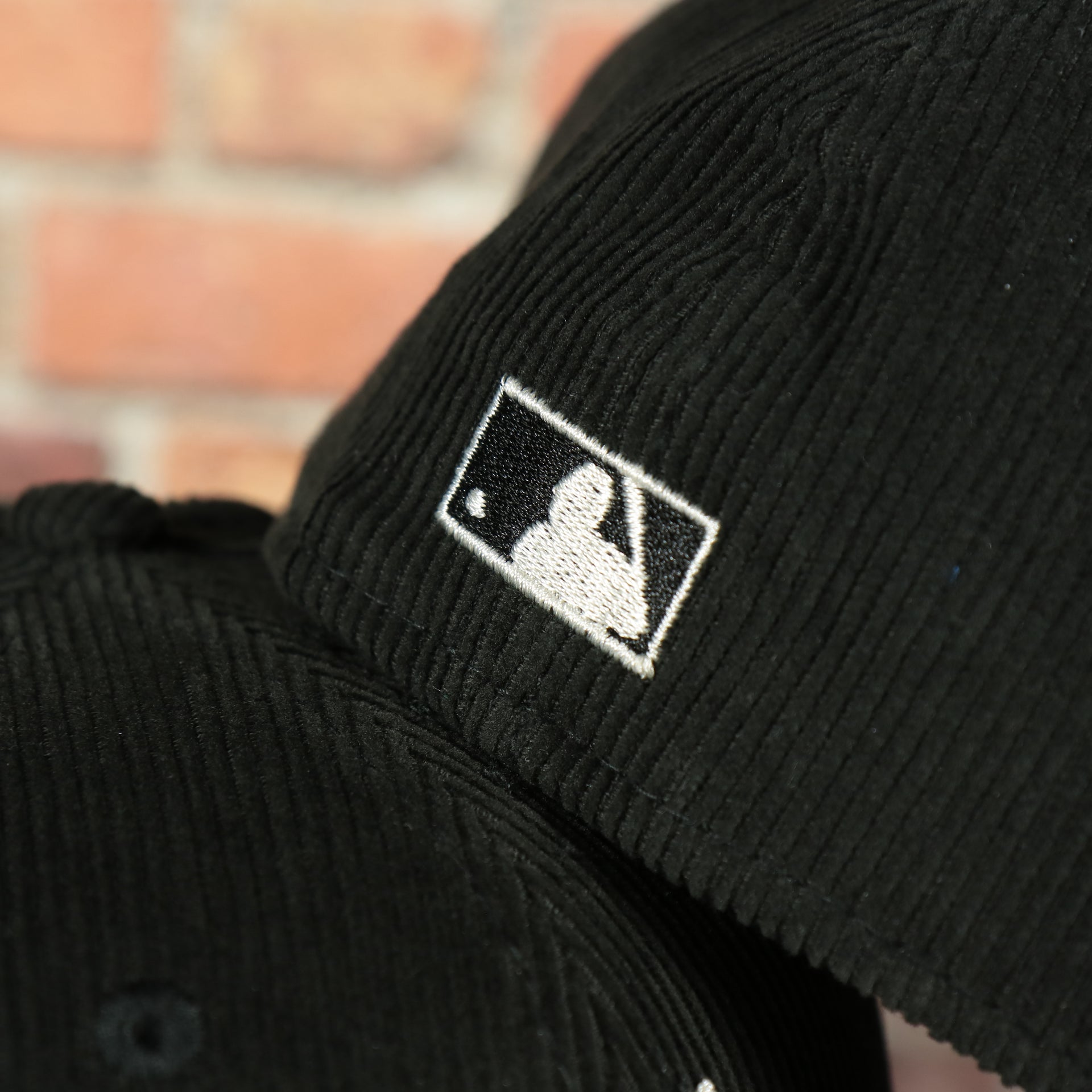 cooperstown batterman logo on the New York Yankees Cooperstown 1999 World Series Side Patch Black Corduroy Gray Bottom 59Fifty Fitted Cap | Corduroy Fitted Pack