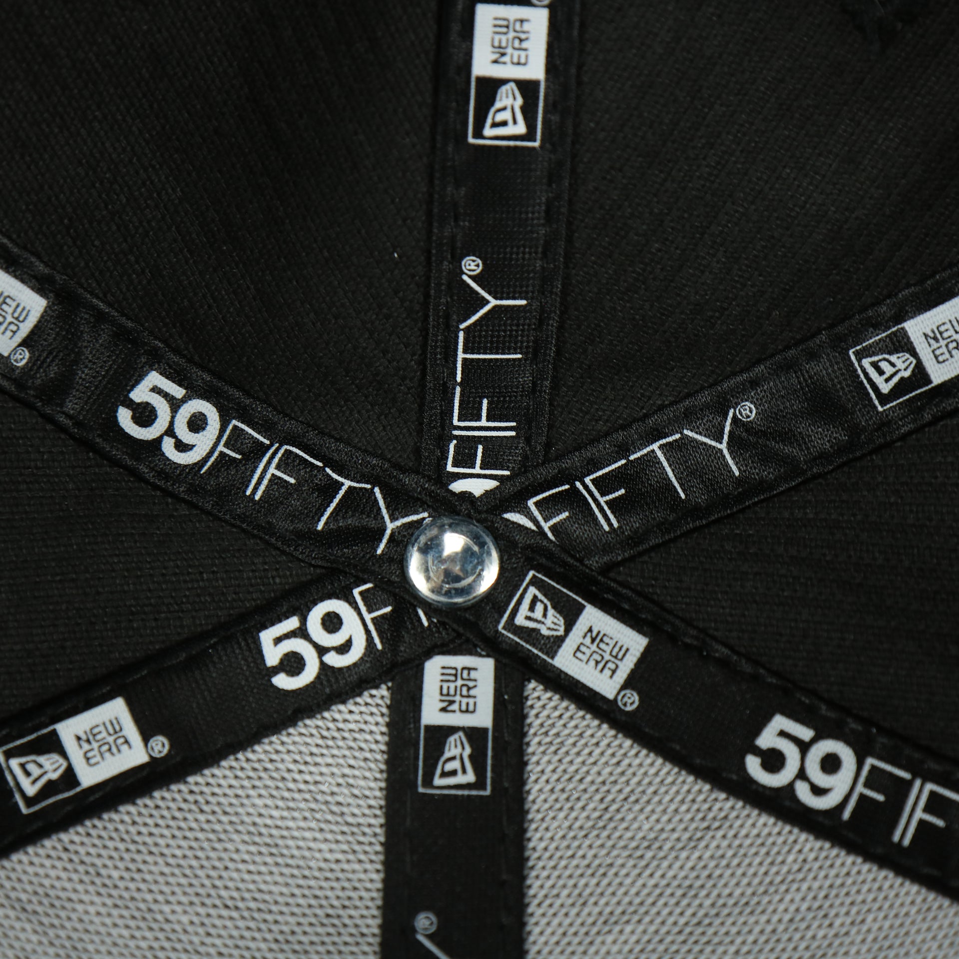 new era taping on the New York Yankees Cooperstown 1999 World Series Side Patch Black Corduroy Gray Bottom 59Fifty Fitted Cap | Corduroy Fitted Pack