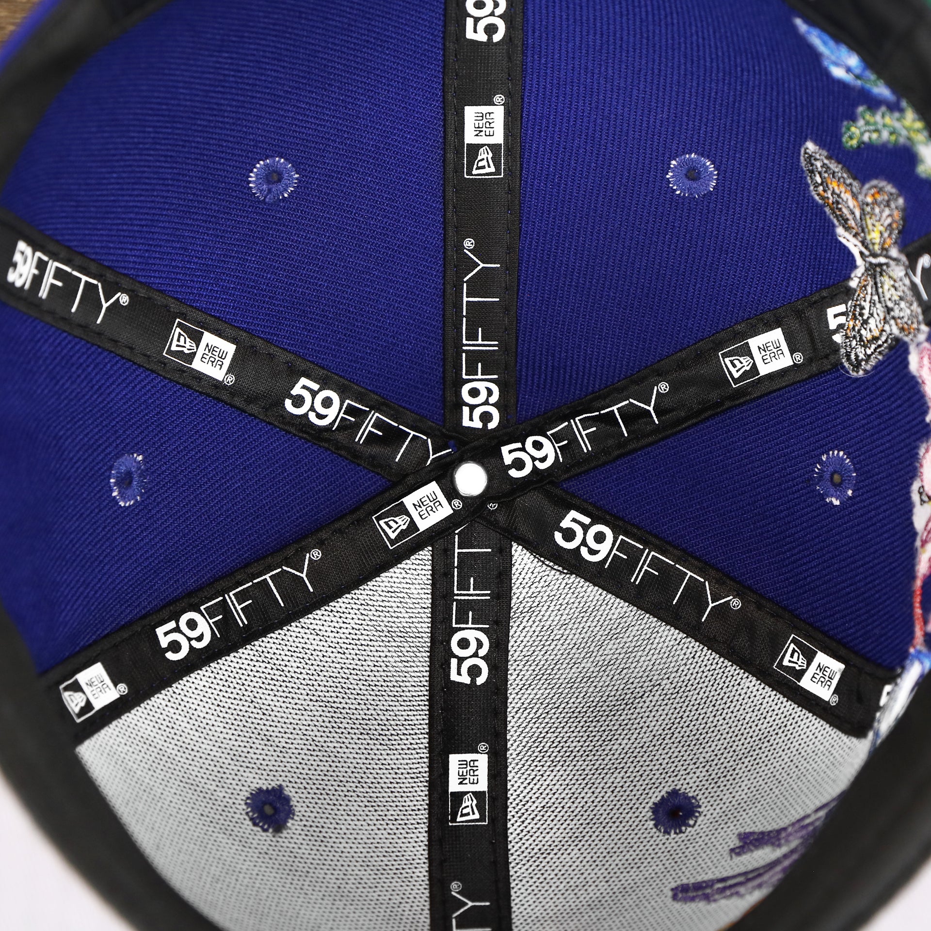 The inside of the Los Angeles Dodgers Gray Bottom Bloom Spring Embroidery 59Fifty Fitted Cap | Royal Blue 59Fifty Cap