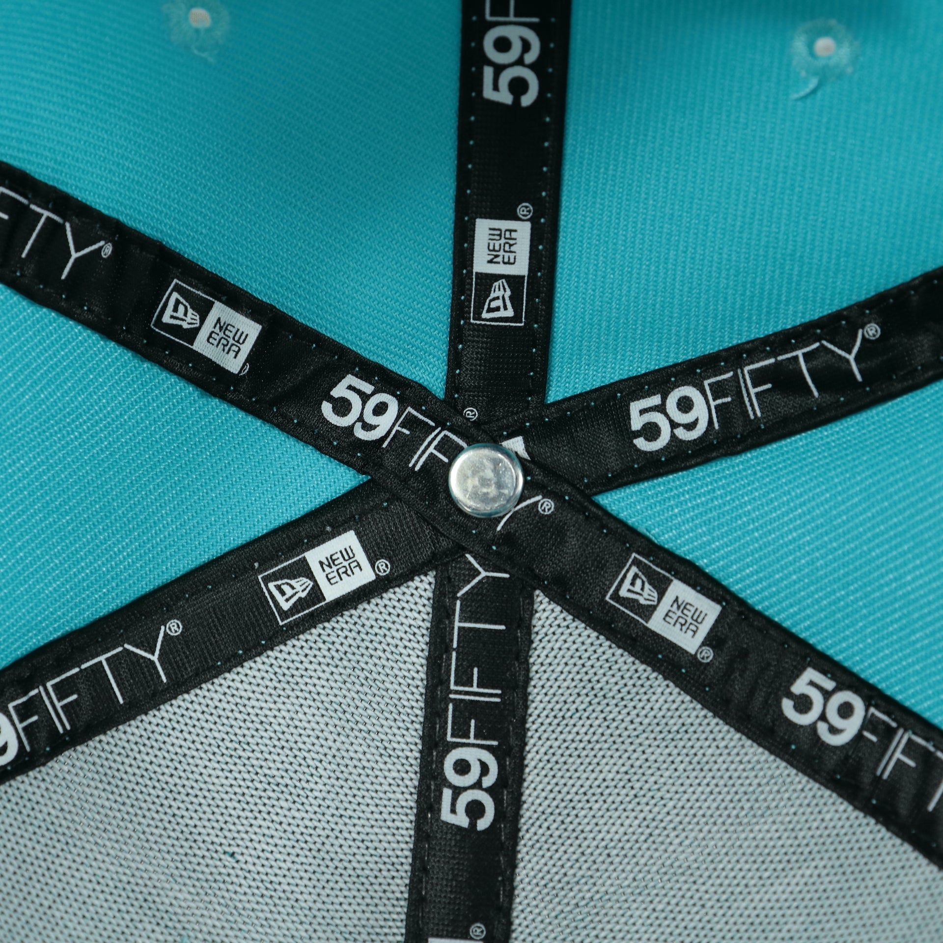 59Fifty taping on the interior of the Philadelphia Phillies 1996 All Star Game Magenta Bottom 59FIFTY Fitted Cap | Vice Blue Pack