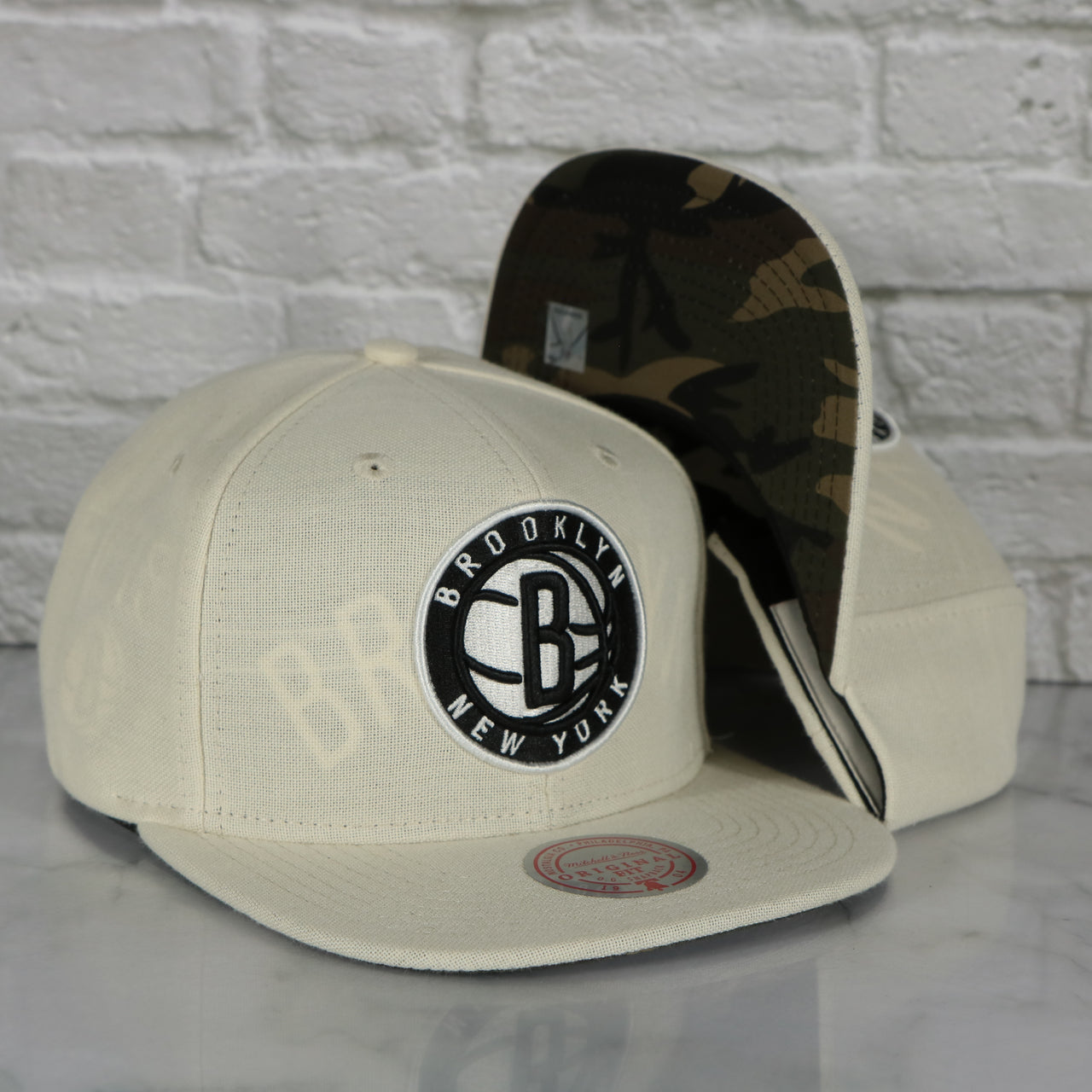 Brooklyn Nets Cut Away Snapback Hat | Retro Mitchell and Ness Rip Away Distressed Snapback Hat