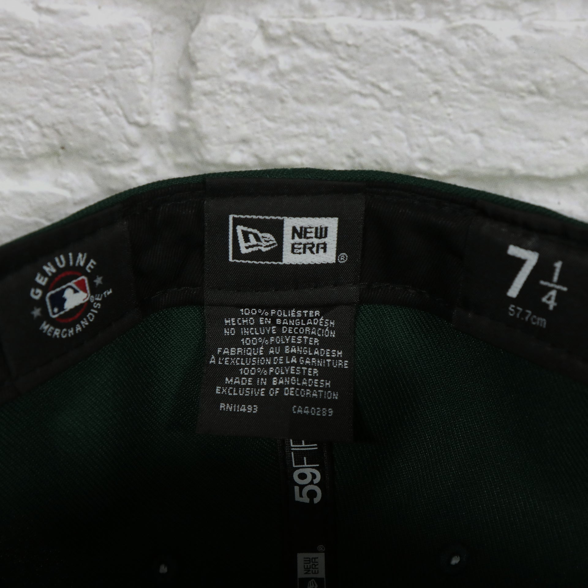 new era label on the Oakland Athletics Groovy World Series Champions Patch 59Fifty Fitted Cap | New Era Groovy Side Patch 5950