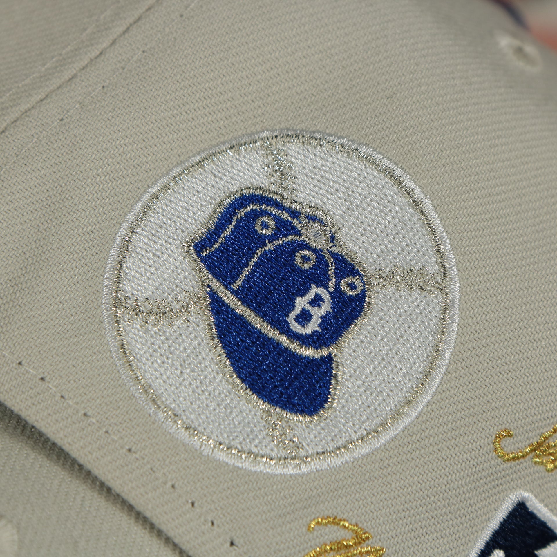 dodgers baseball patch on the Los Angeles Dodgers World Class 7-Time World Series Champions Two Tone Grey Bottom | Sand/Royal 59Fifty Fitted Cap