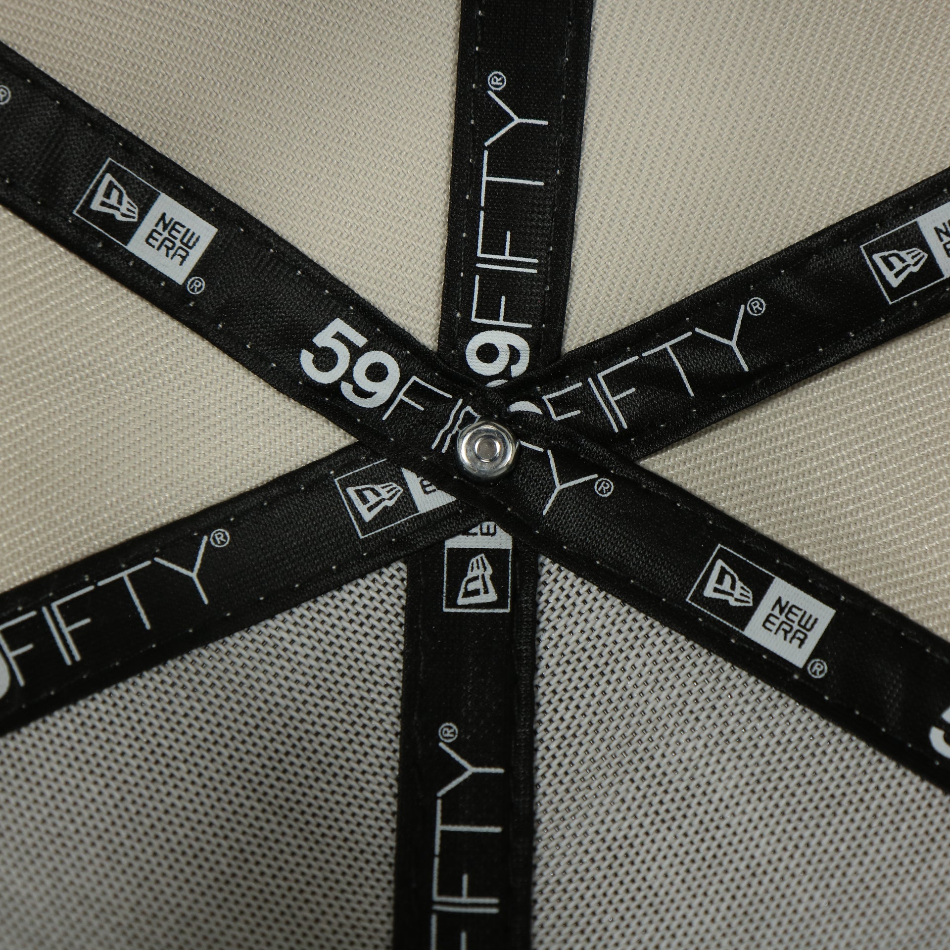 new era taping on the New York Yankees World Class 27-Time World Series Champions Two Tone Grey Bottom | Sand/Navy 59Fifty Fitted Cap