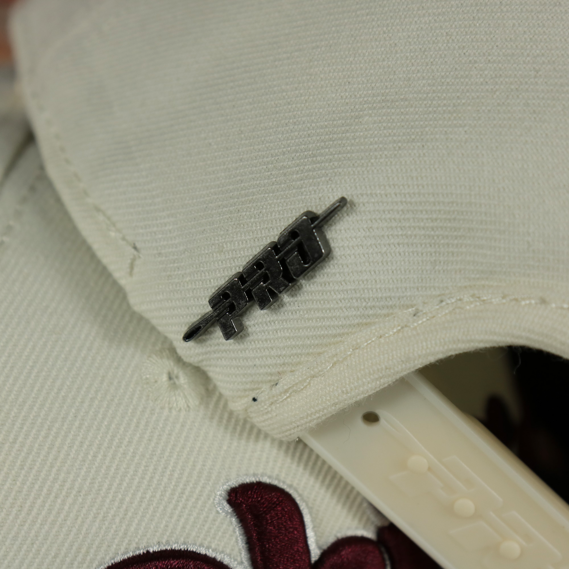 pro standard pin on the Philadelphia Phillies Cooperstown 1970 "Phillies" Script 1984 Phillies logo side patch Cream Snapback Hat