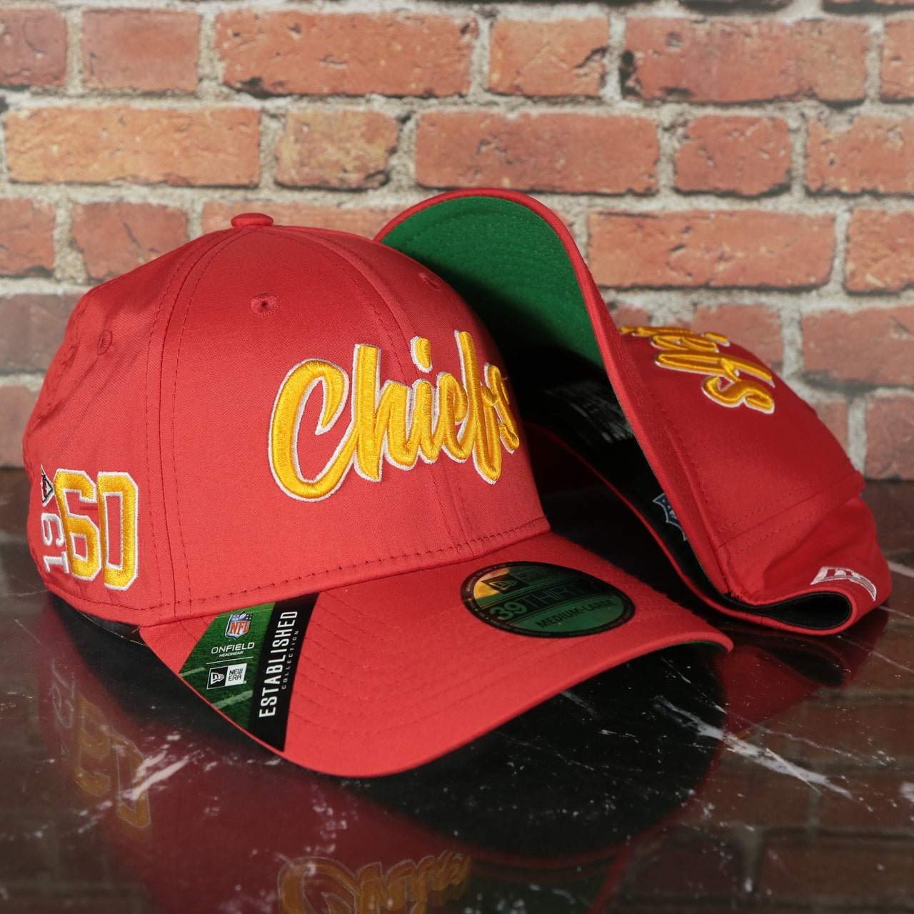 Kansas City Chiefs Est. 1960 side Patch NFL 100th Season Green Bottom | Red 39Thirty Flexfit Hat