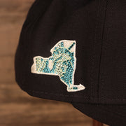 Statue of liberty patch of the New York Yankees Iced Out Side Patch Apple Statue of Liberty Gray Bottom 59Fifty Fitted Cap