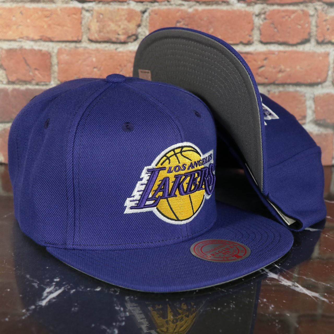 Los Angeles Lakers Vintage Retro NBA Team Ground 2.0 Mitchell and Ness Snapback Hat | Purple