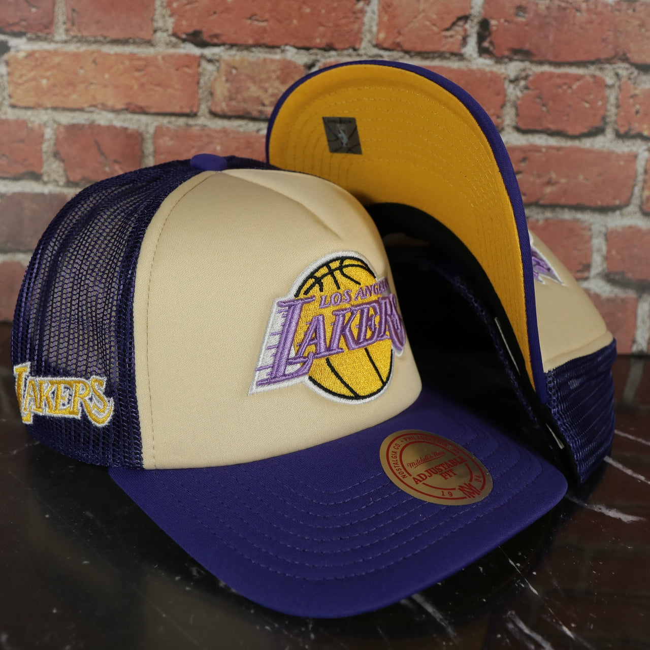 Los Angeles Lakers Vintage "Lakers" wordmark Yellow Bottom 2-Tone Foam Trucker Hat | Purple/Off-White Mitchell and Ness Hat