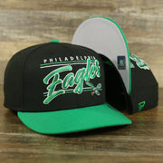 Philadelphia Eagles Vintage Team Script College Bar Gray Bottom 9Fifty Snapback | Black/Kelly Green Birds 950 Snap Cap