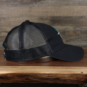 Wearer's right of the Seattle Mariners 2022 MLB Batting Practice 9Twenty Trucker Dad Hat