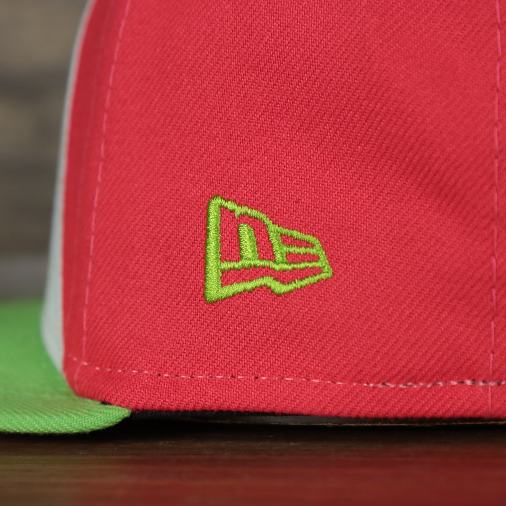 new era logo on the Harrisburg Senators 2022 Playeros de Harrisburg Copa de la Diversion On-Field Black Bottom 5950 Fitted Cap | Orange