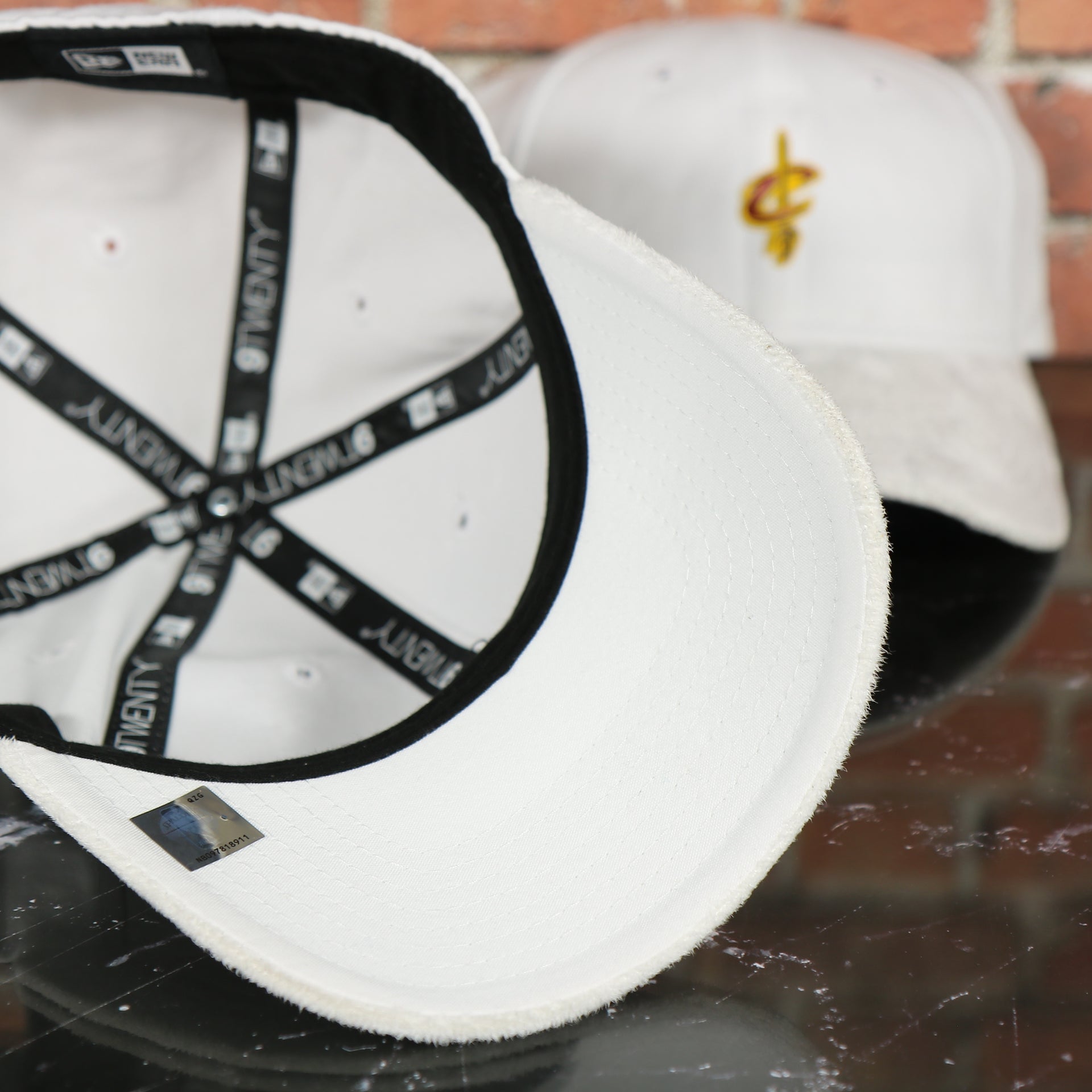 white under visor on the Golden State Warriors NBA Draft 9Twenty Dad Hat With Suede Visor | Royal Blue Baseball Hat