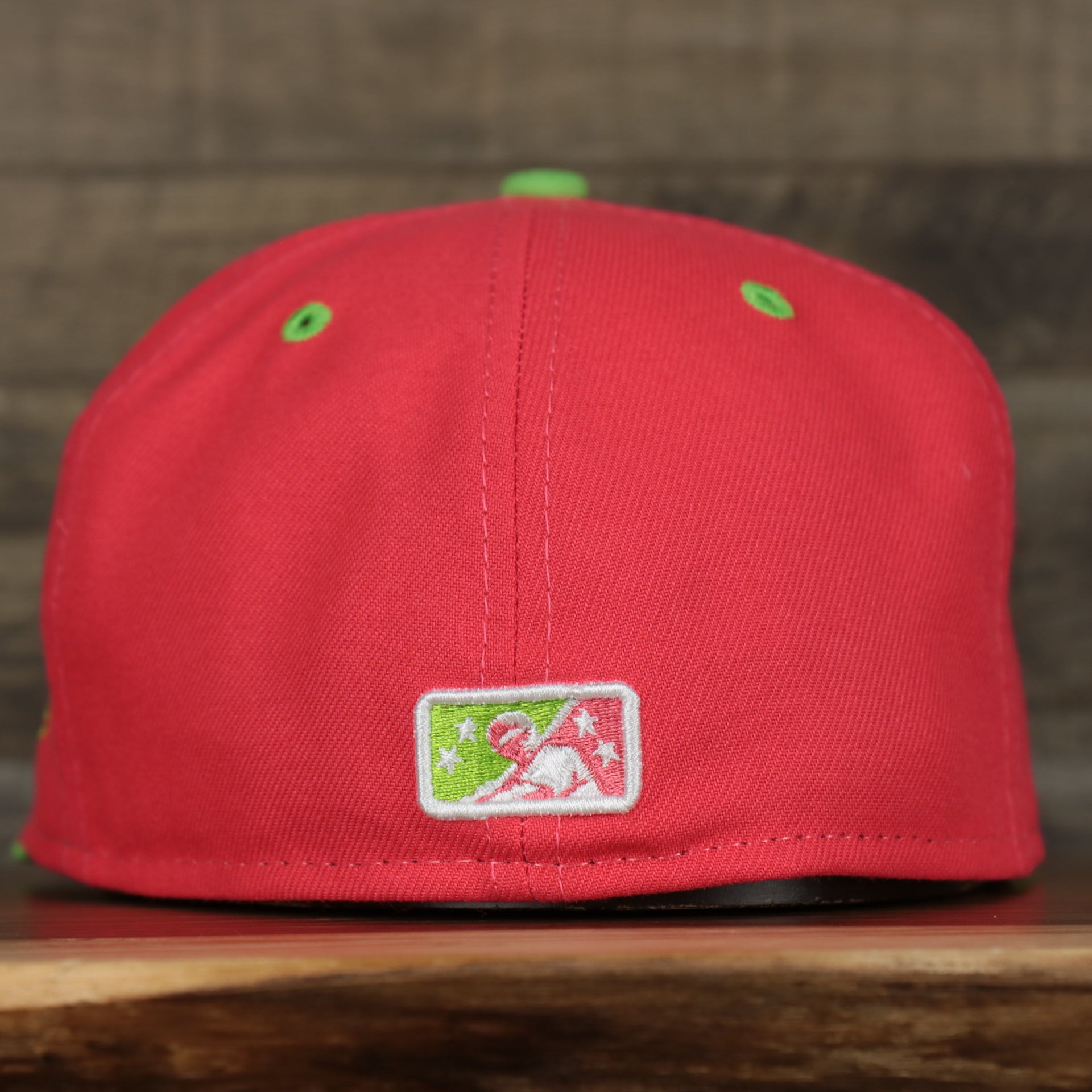 back of the Harrisburg Senators 2022 Playeros de Harrisburg Copa de la Diversion On-Field Black Bottom 5950 Fitted Cap | Orange