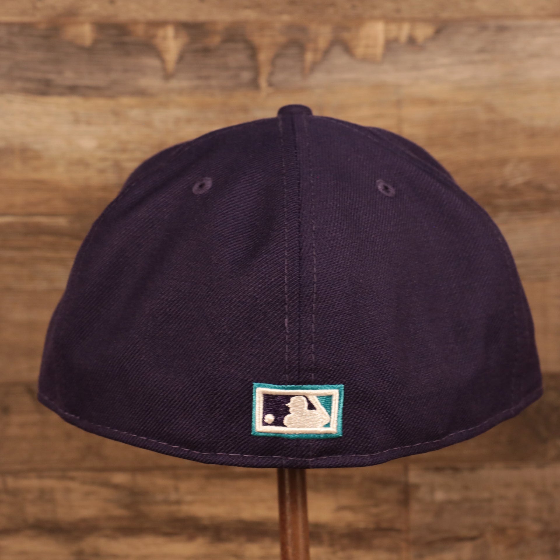 Back of the Arizona Diamondbacks Upside Down Logo Gray Bottom 59Fifty Fitted Cap