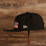 Wearer's left of the New York Mets 1986 World Series Script Patch Gray Bottom 59Fifty Fitted Cap