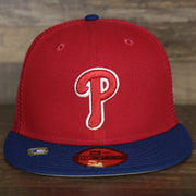 The front of the Philadelphia Phillies Onfield 2022 Batting Practice 59Fifty Trucker Hat
