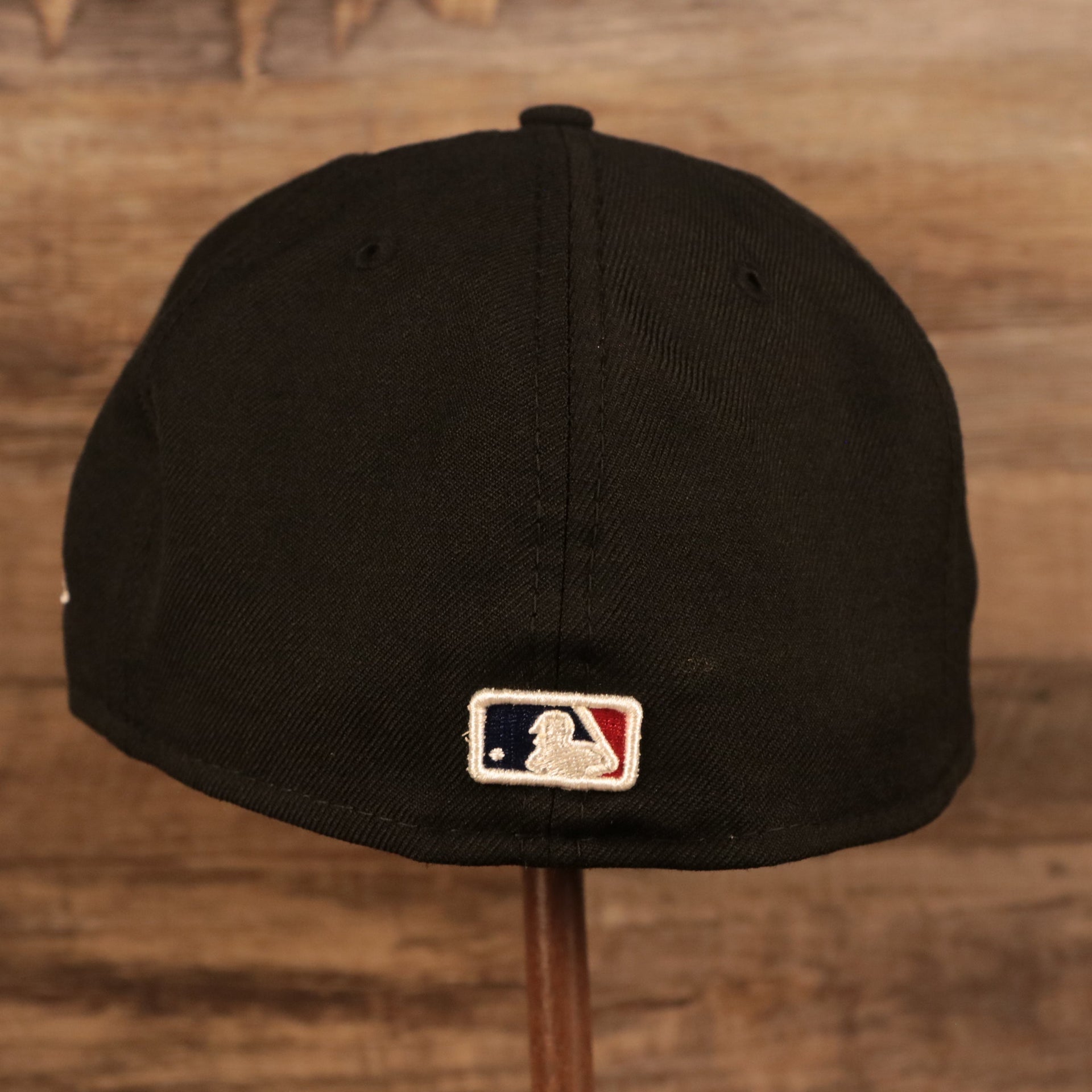 Back of the New York Yankees 1996 World Series Script Patch Gray Bottom 59Fifty Fitted Cap