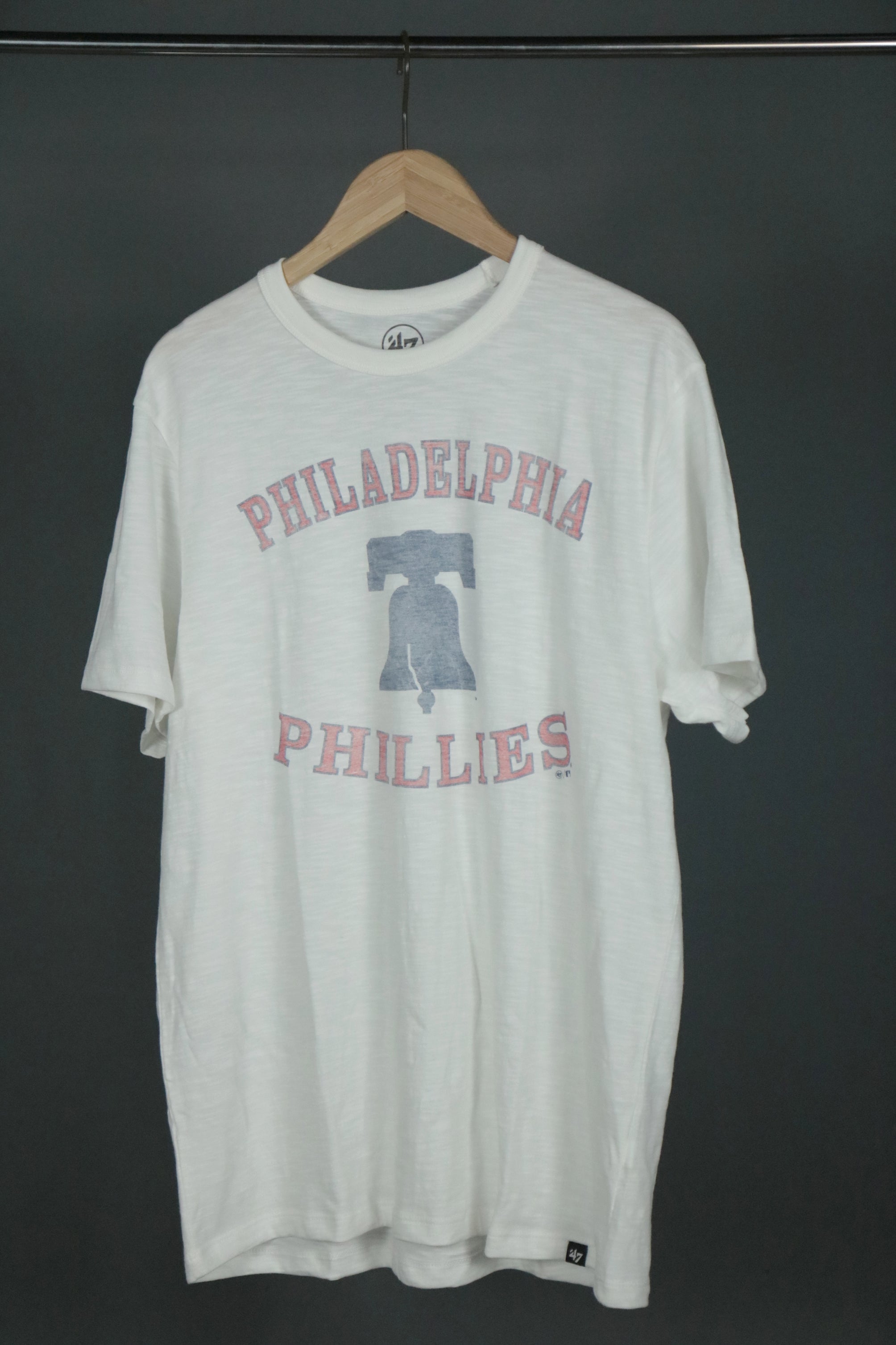 47 Brand Philadelphia Phillies t-shirt in off white with chest and