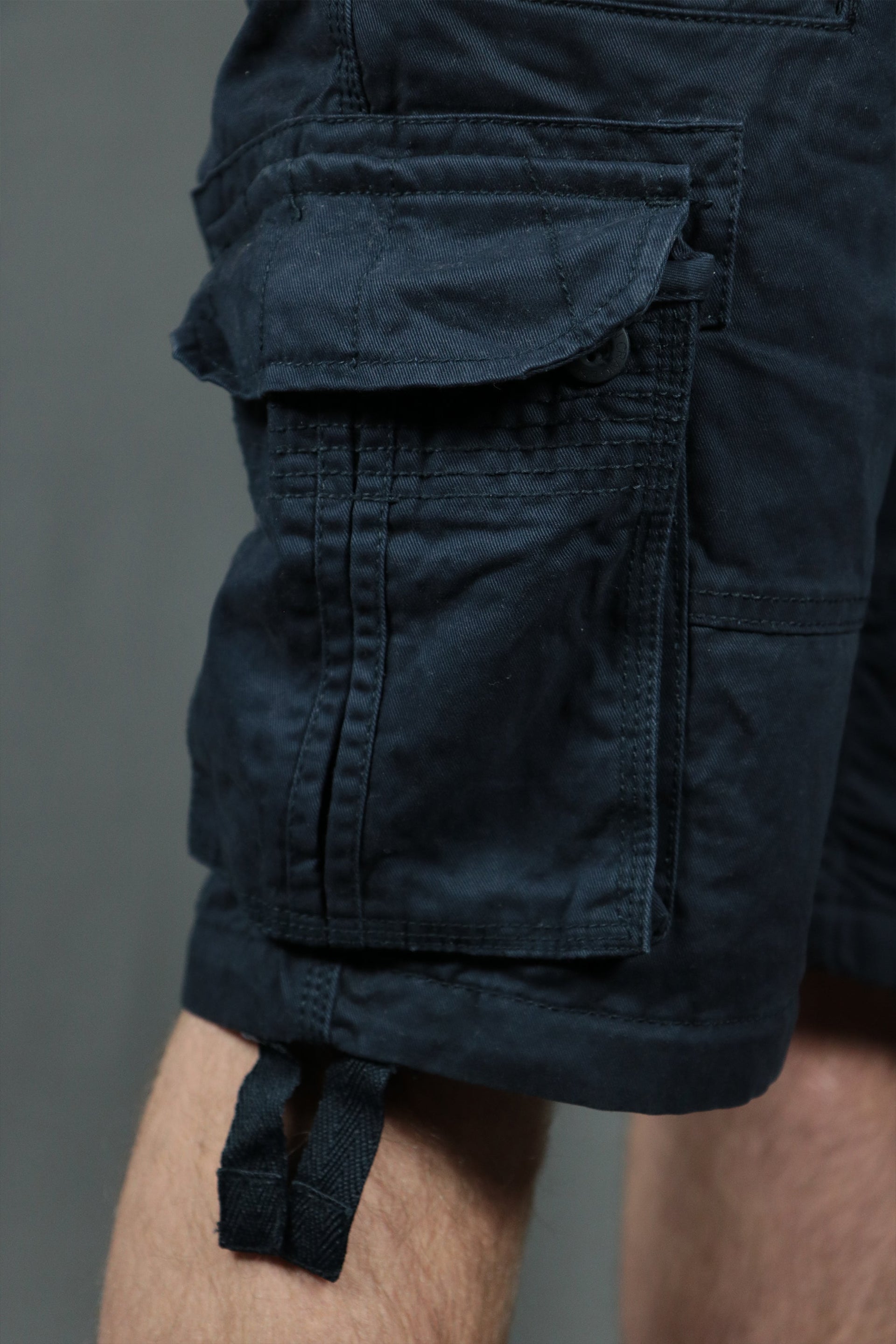 right lower pocket on the Jordan Craig Bedrock Cargo Shorts Navy