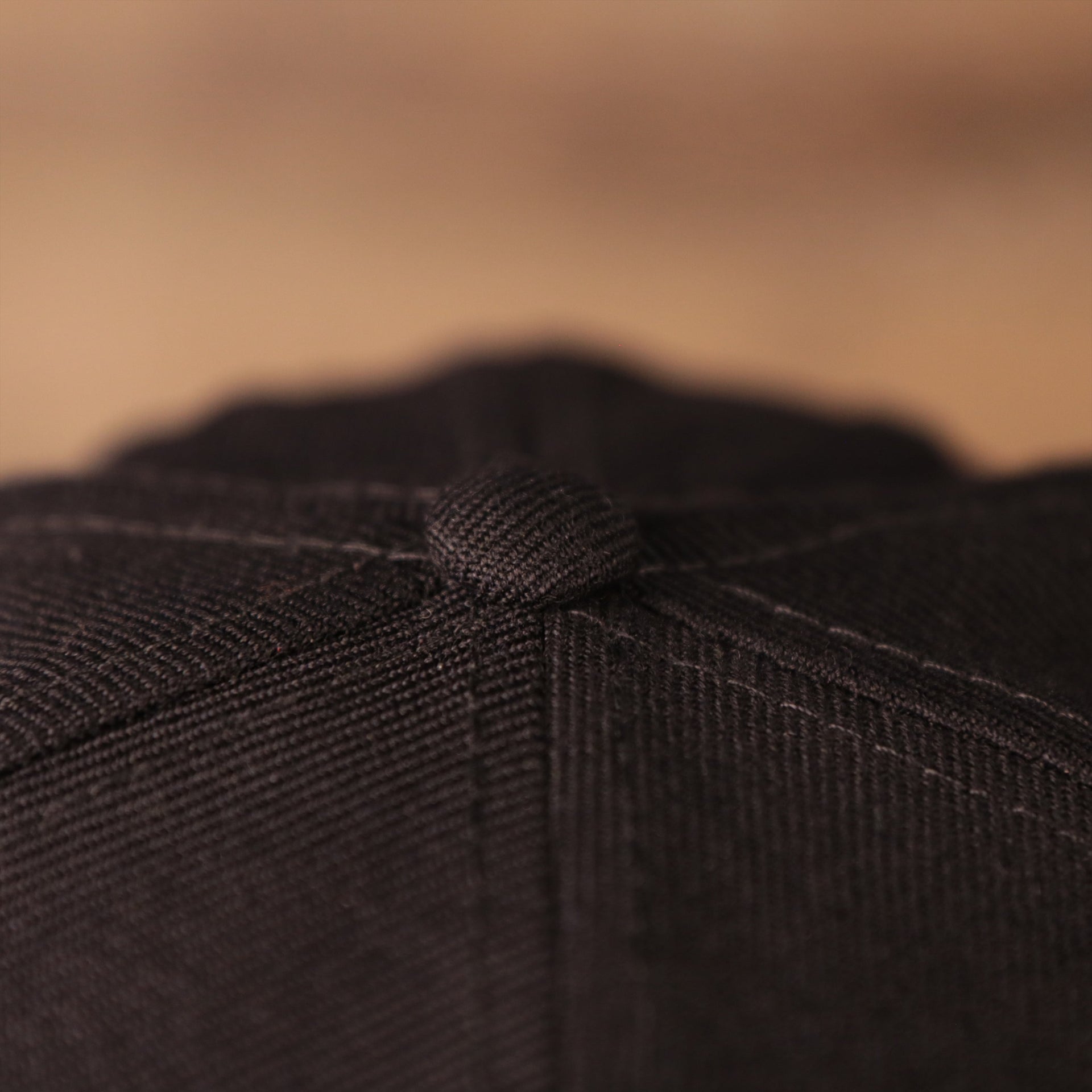 The top shows the fire quality of the retro navy 59fifty by New Era.