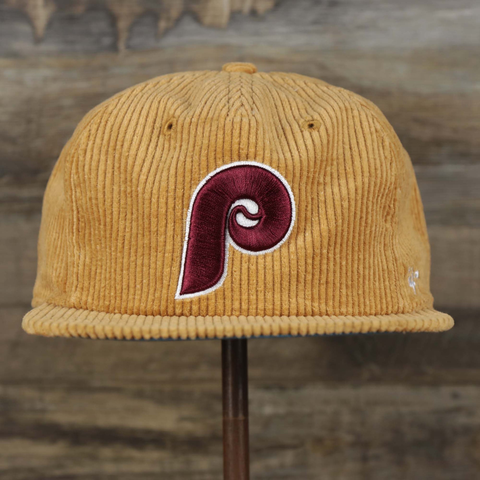 The front of the Corduroy Philadelphia Phillies Cooperstown Snapback | 47 Brand Khaki