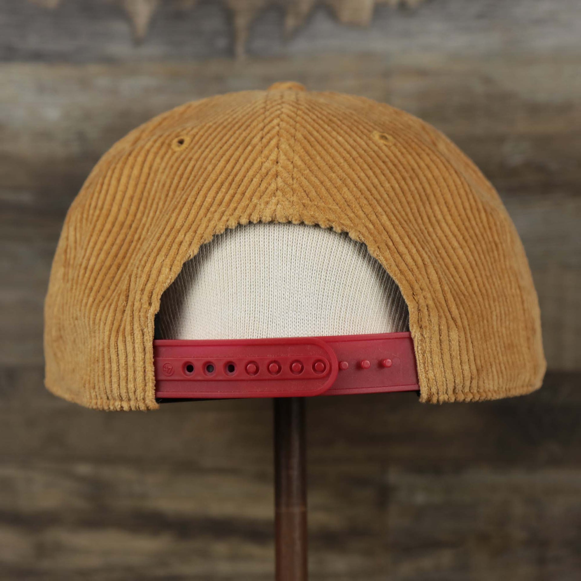 The backside of the Corduroy Philadelphia Phillies Snapback | 47 Brand Khaki