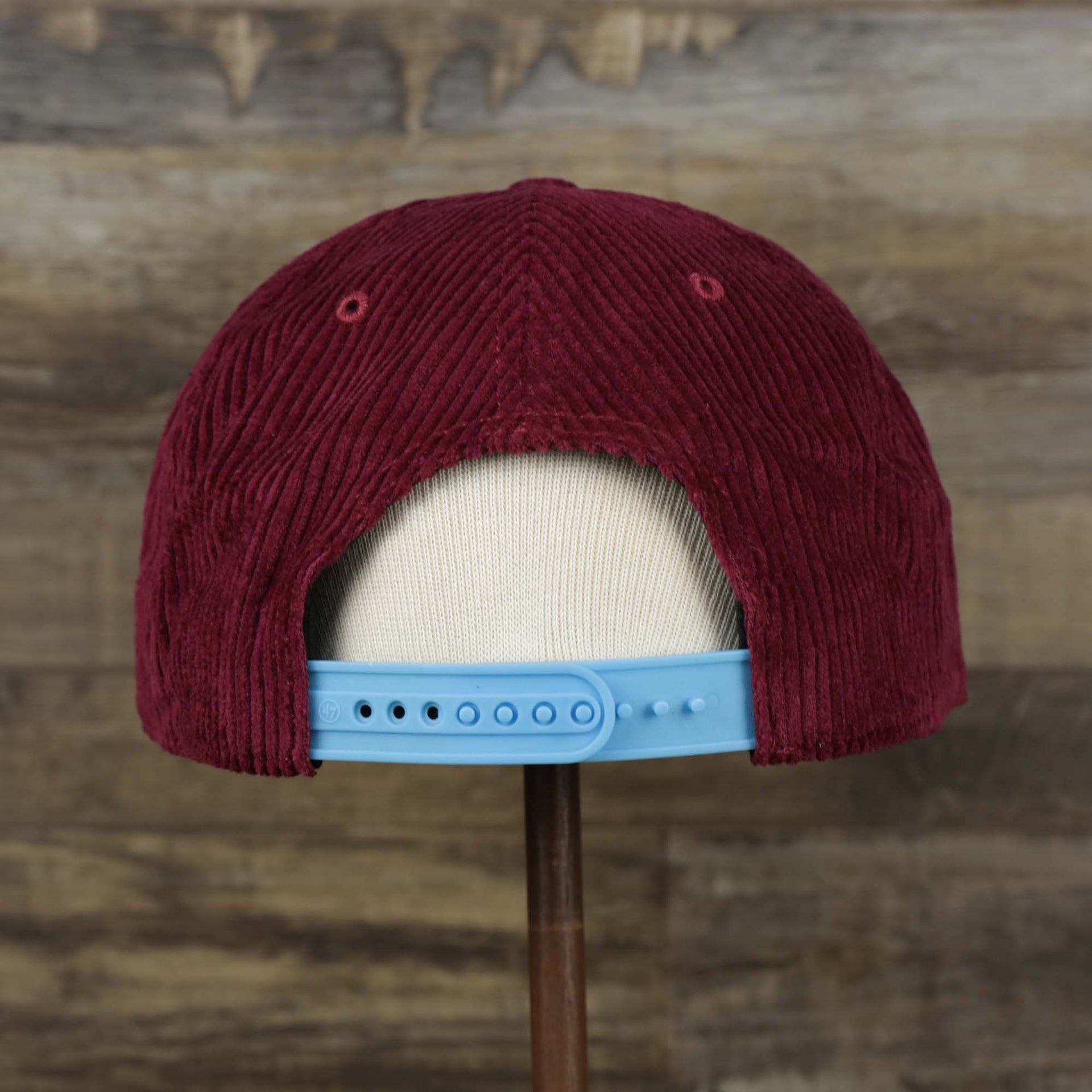 The backside of the Corduroy Philadelphia Phillies Cooperstown Snapback | 47 Brand Dark Maroon
