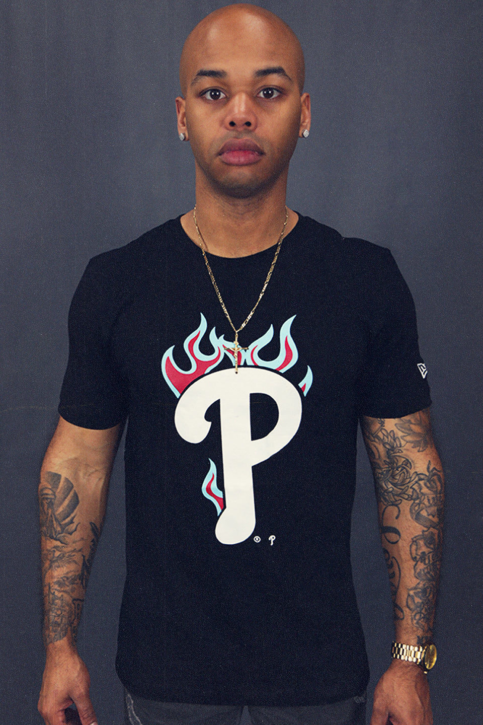 Philadelphia Phillies "Flame Logo" Side Patch 59Fifty Fitted Matching Black T-Shirt