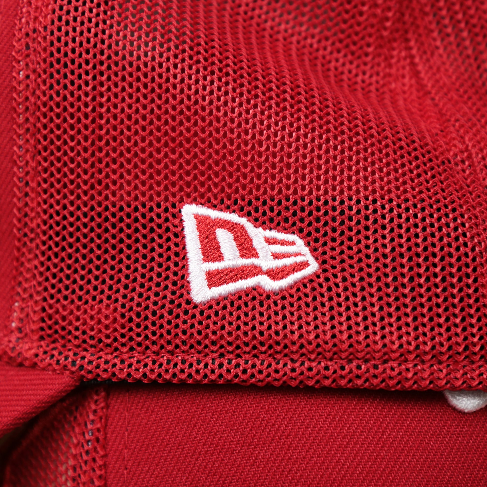 The New Era Logo on the Philadelphia Phillies Metallic All Star Game MLB 2022 Side Patch 39Thirty Mesh FlexFit Cap | ASG 2022 Red 39Thirty Cap