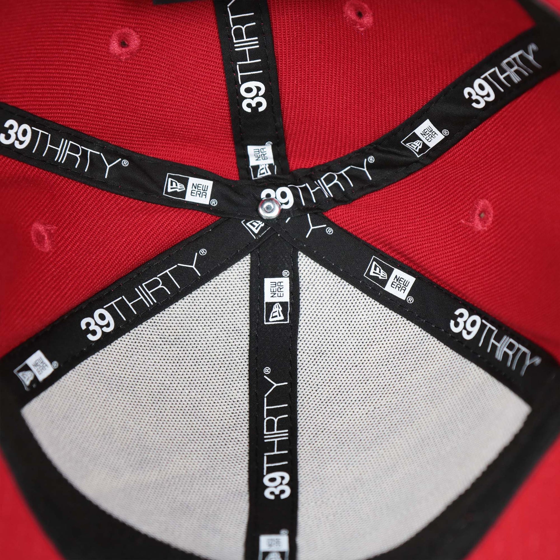 The Inside of the Philadelphia Phillies 2022 4th of July Stars And Stripes 39Thirty | New Era Navy OSFM