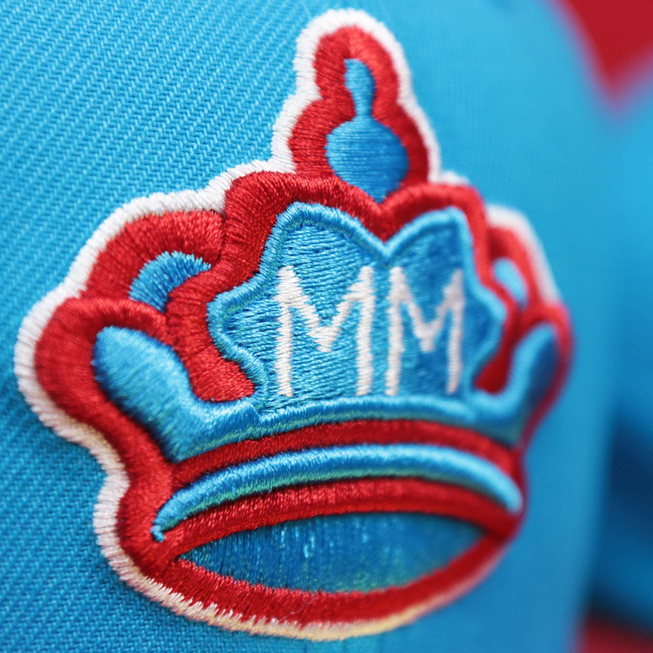 The Marlins Logo on the Miami Marlins MLB City Connect 2021 On-Field Side Patch 59Fifty Fitted | Blue