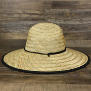 The wearer's right on the Pittsburgh Steelers On Field 2020/2021 Summer Training Straw Hat | New Era OSFM