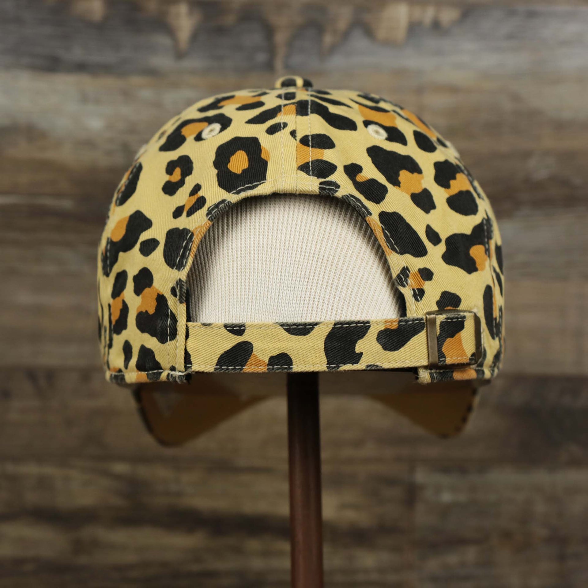 The backside of the Women’s Philadelphia Flyers Bagheera Dad Hat | 47 Brand OSFM